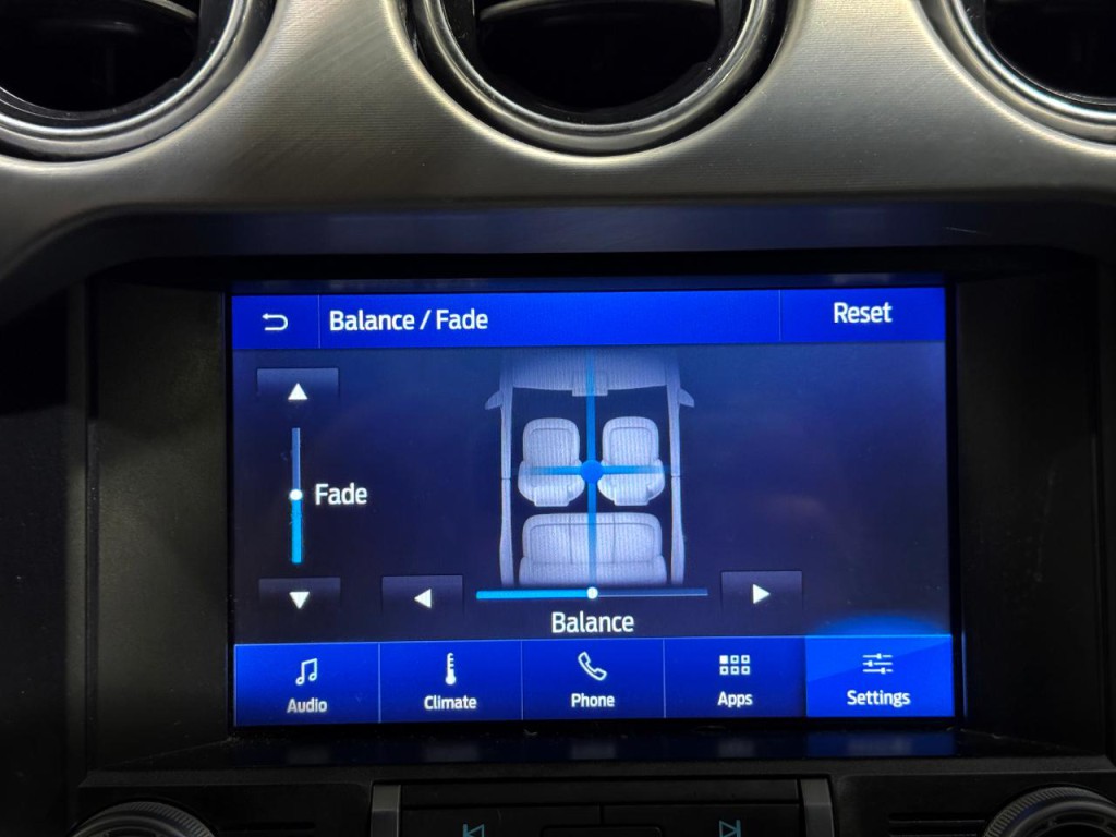 2022 Ford Mustang Image 23