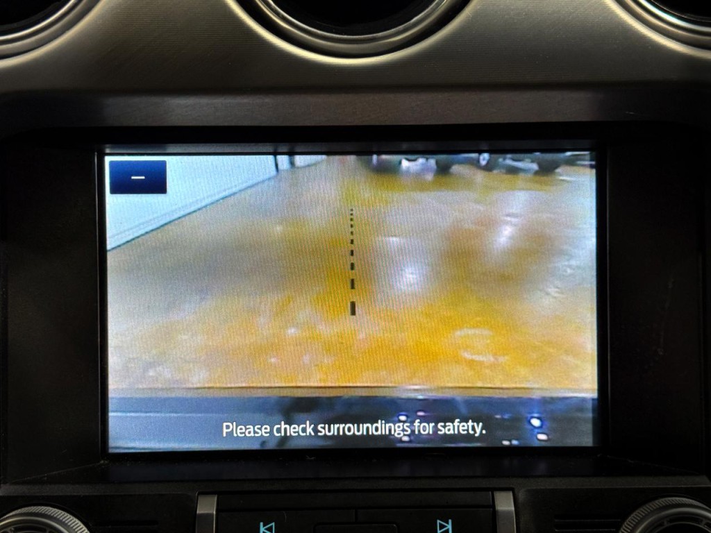 2022 Ford Mustang Image 35