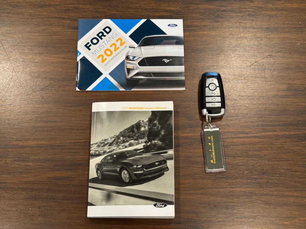 2022 Ford Mustang Image 39