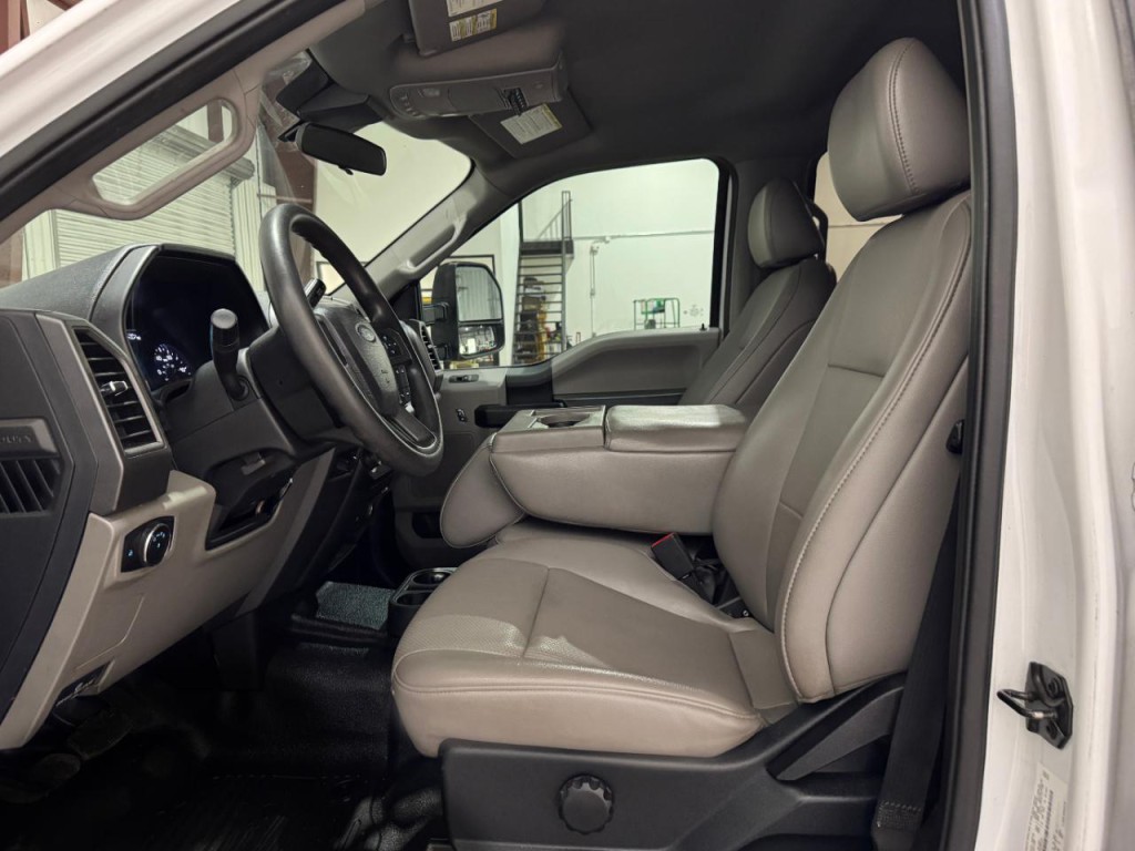 2021 Ford F-350 Image 4