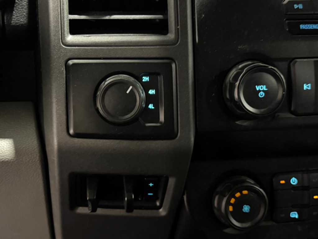 2021 Ford F-350 Image 7