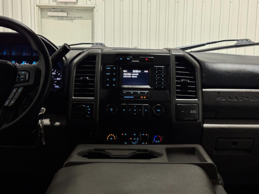 2021 Ford F-350 Image 21