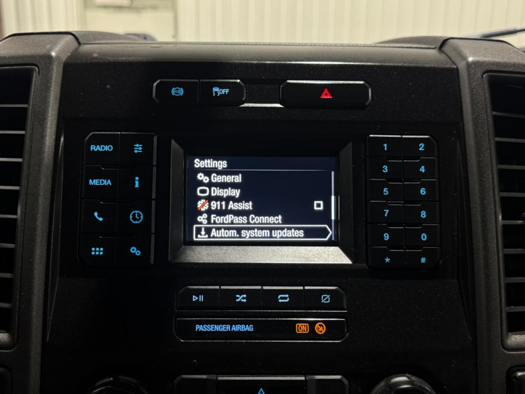 2021 Ford F-350 Image 40
