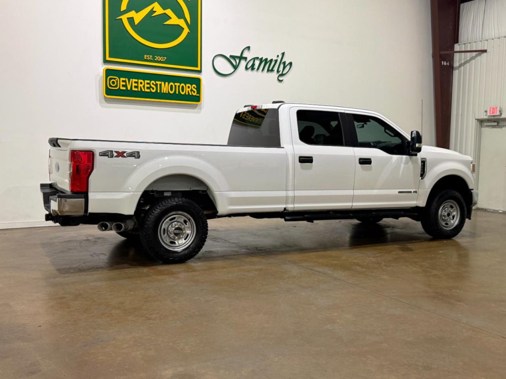 2022 Ford F-250 Image 8