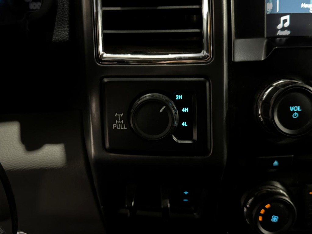 2017 Ford F-250 Image 23