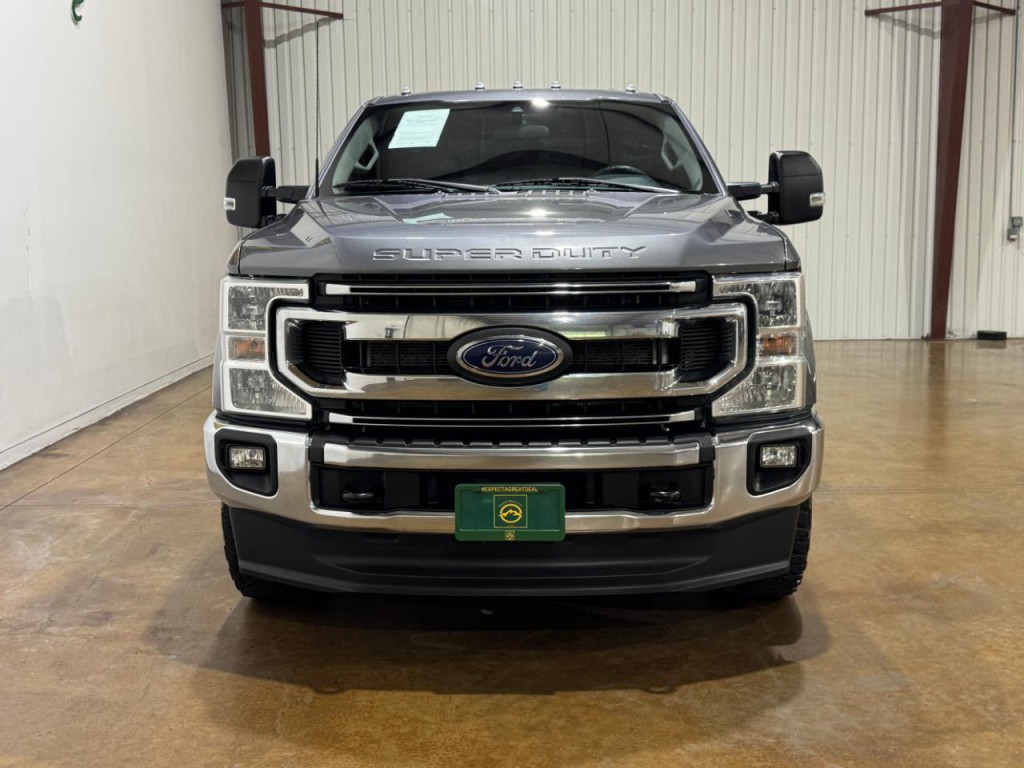2022 Ford F-250 Image 2