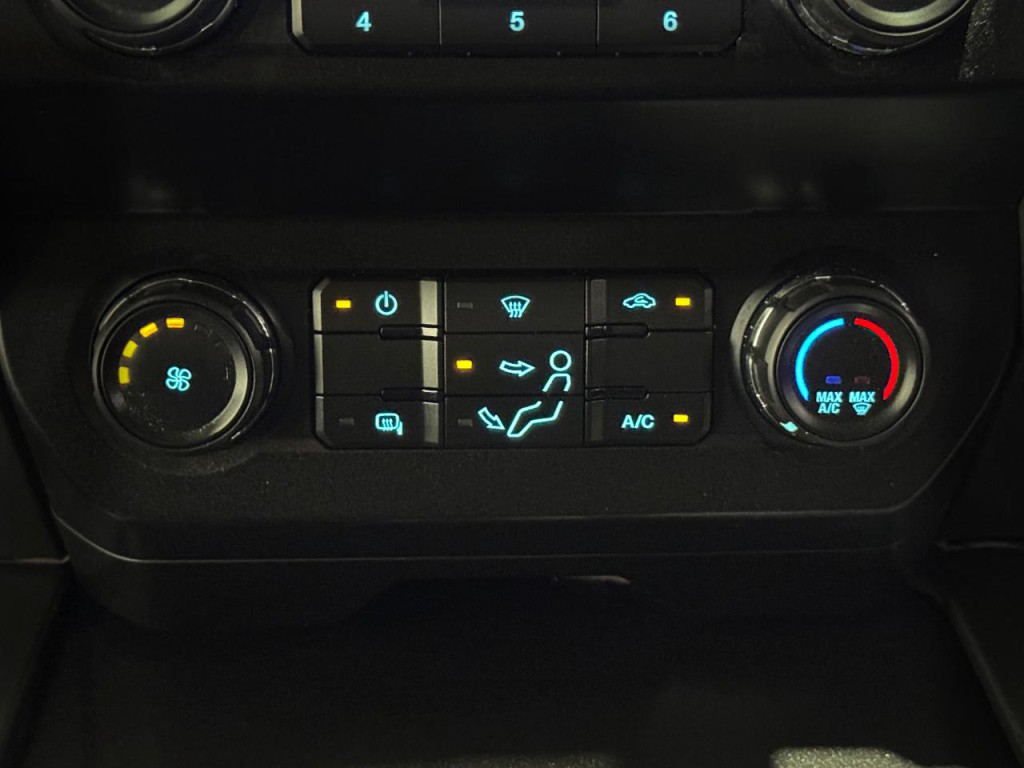 2022 Ford F-250 Image 25