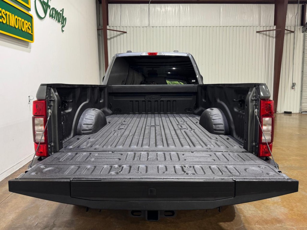 2022 Ford F-250 Image 46