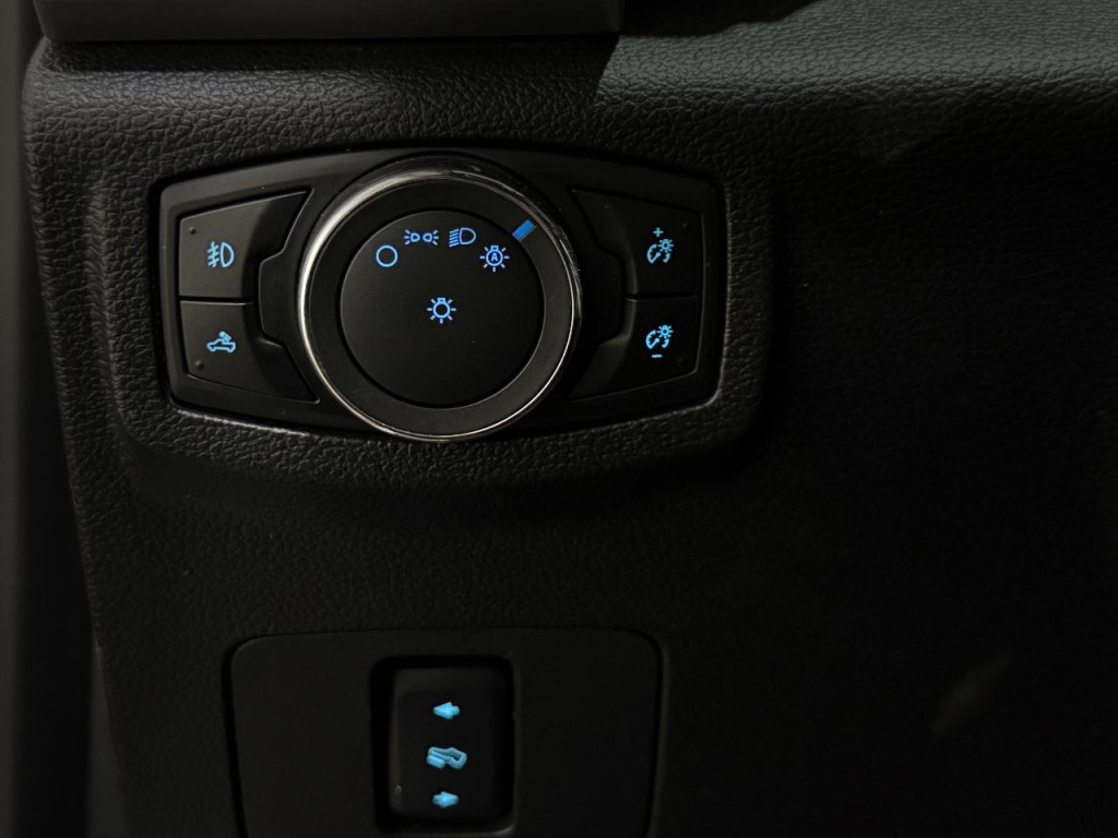 2017 Ford F-250 Image 9