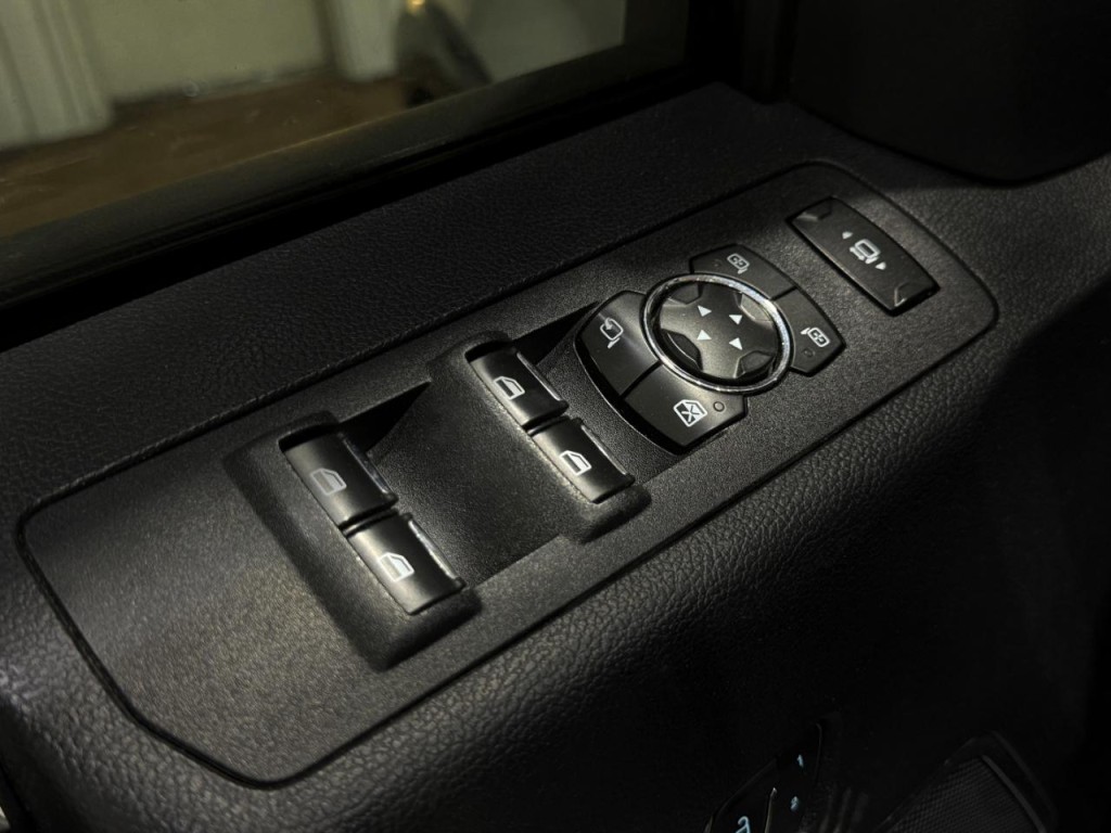 2017 Ford F-250 Image 10