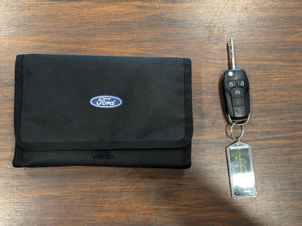 2017 Ford F-250 Image 38