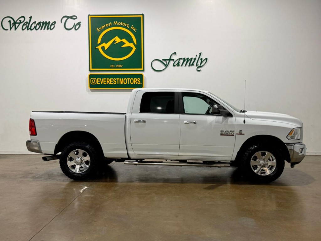 2014 RAM 2500 Image 2