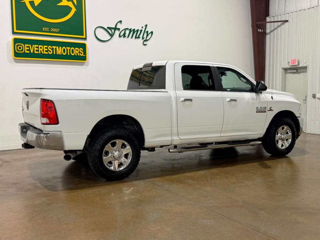 2014 RAM 2500 Image 3