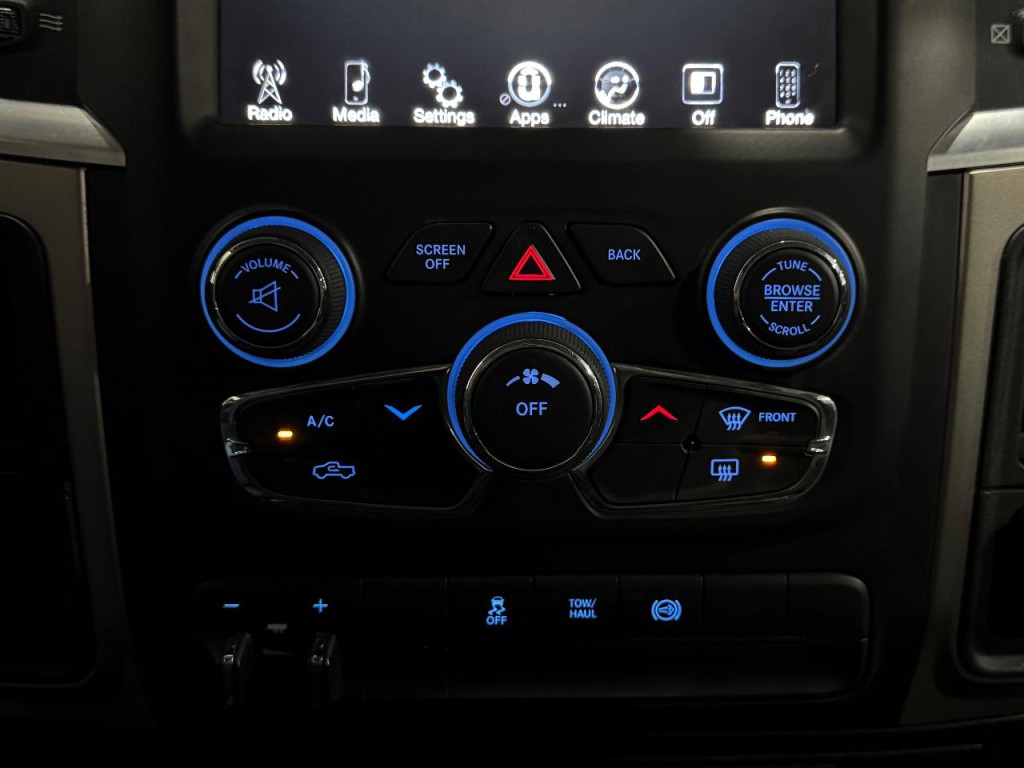 2014 RAM 2500 Image 24