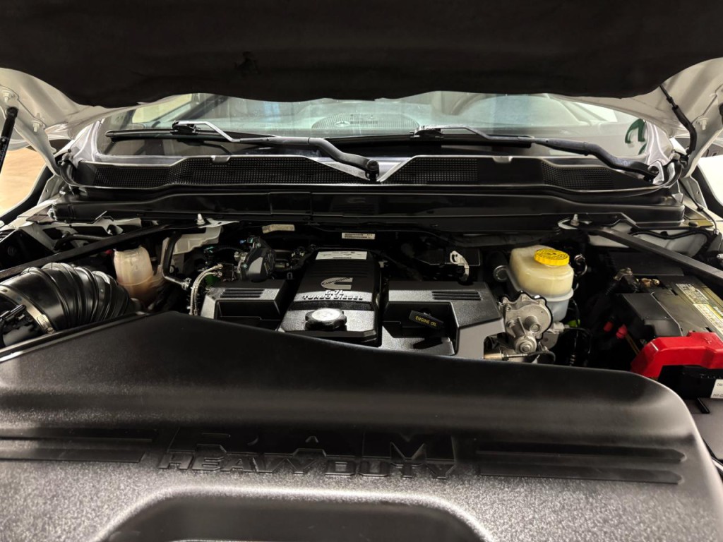 2023 RAM 3500 Image 61