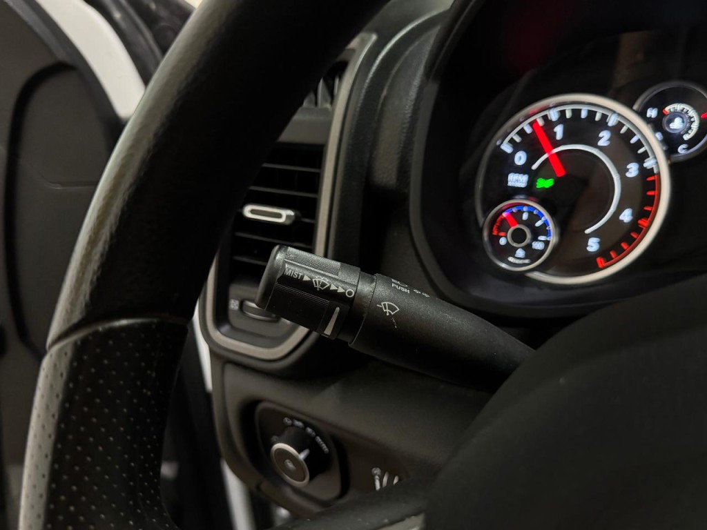 2023 RAM 2500 Image 9