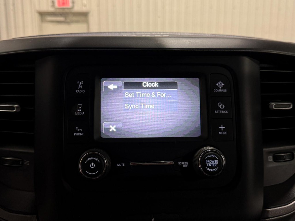 2023 RAM 2500 Image 21