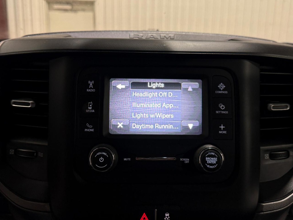 2023 RAM 2500 Image 24