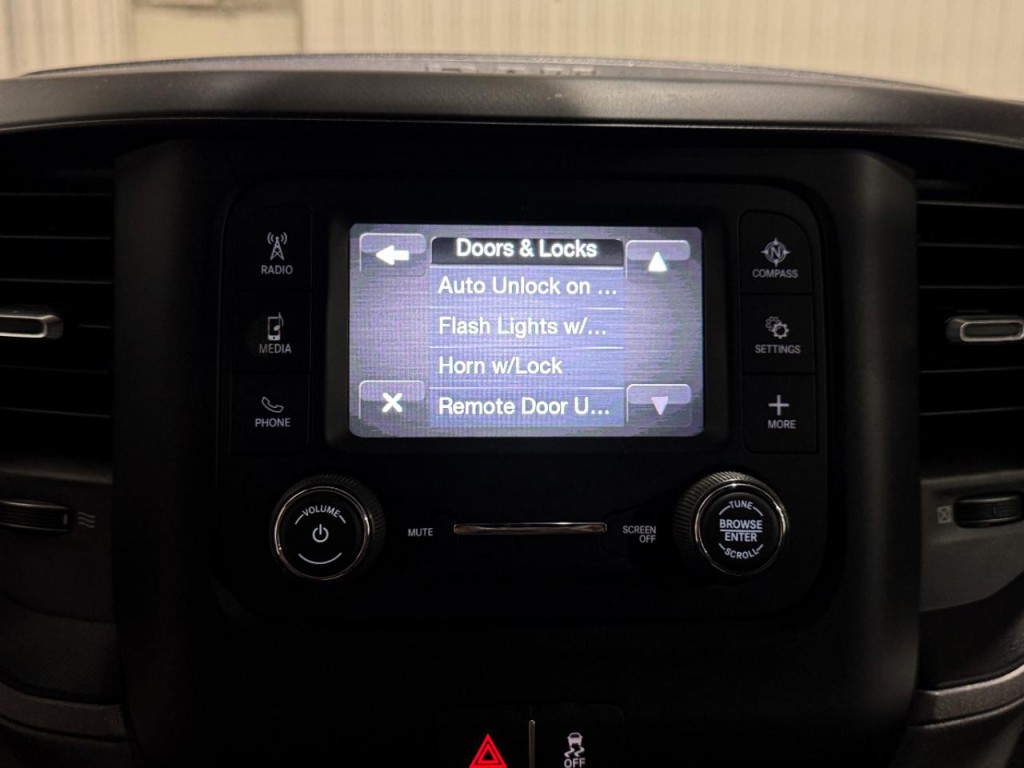 2023 RAM 2500 Image 27