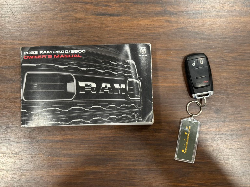 2023 RAM 2500 Image 36