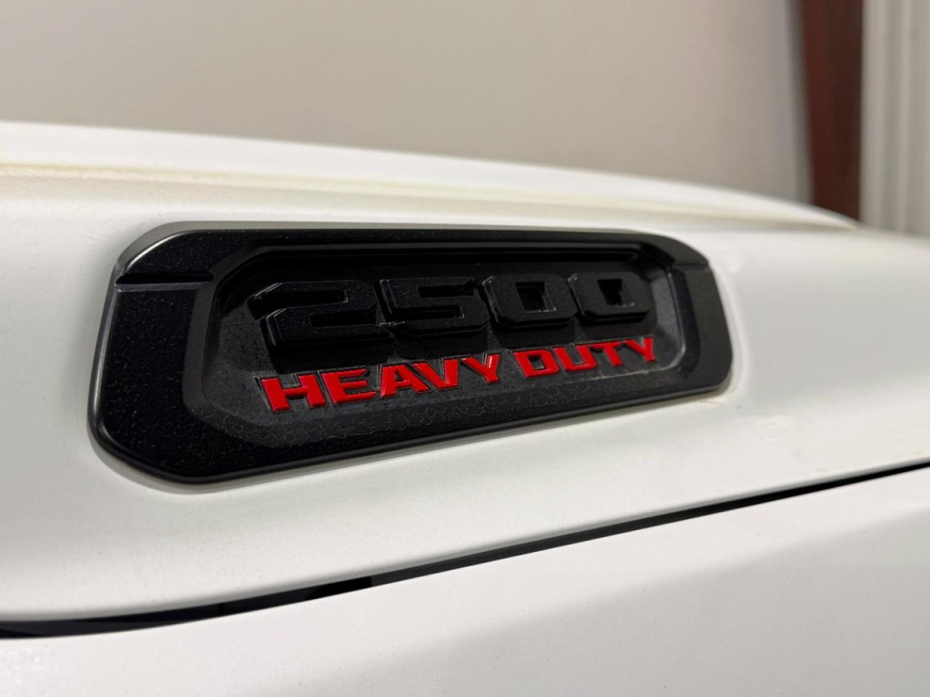 2023 RAM 2500 Image 39