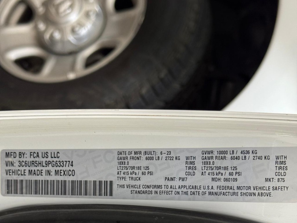 2023 RAM 2500 Image 40