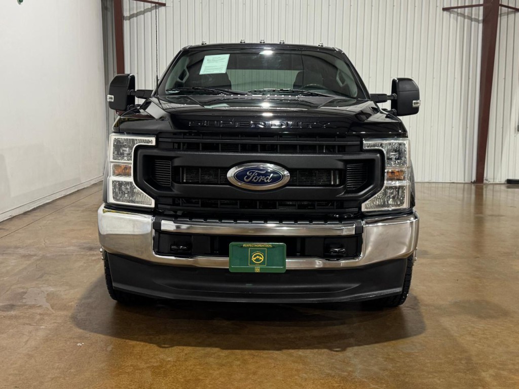 2022 Ford F-350 Image 2
