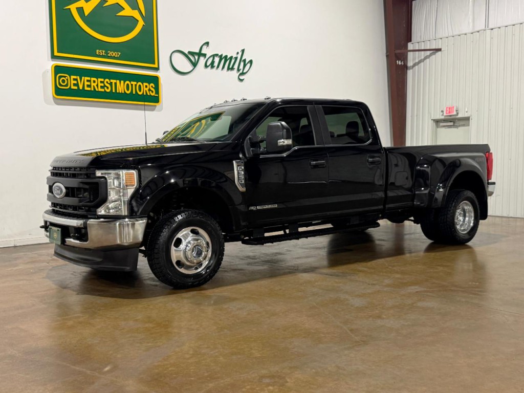 2022 Ford F-350 Image 3
