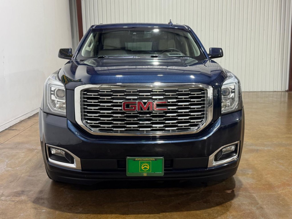 2019 GMC Yukon Image 2