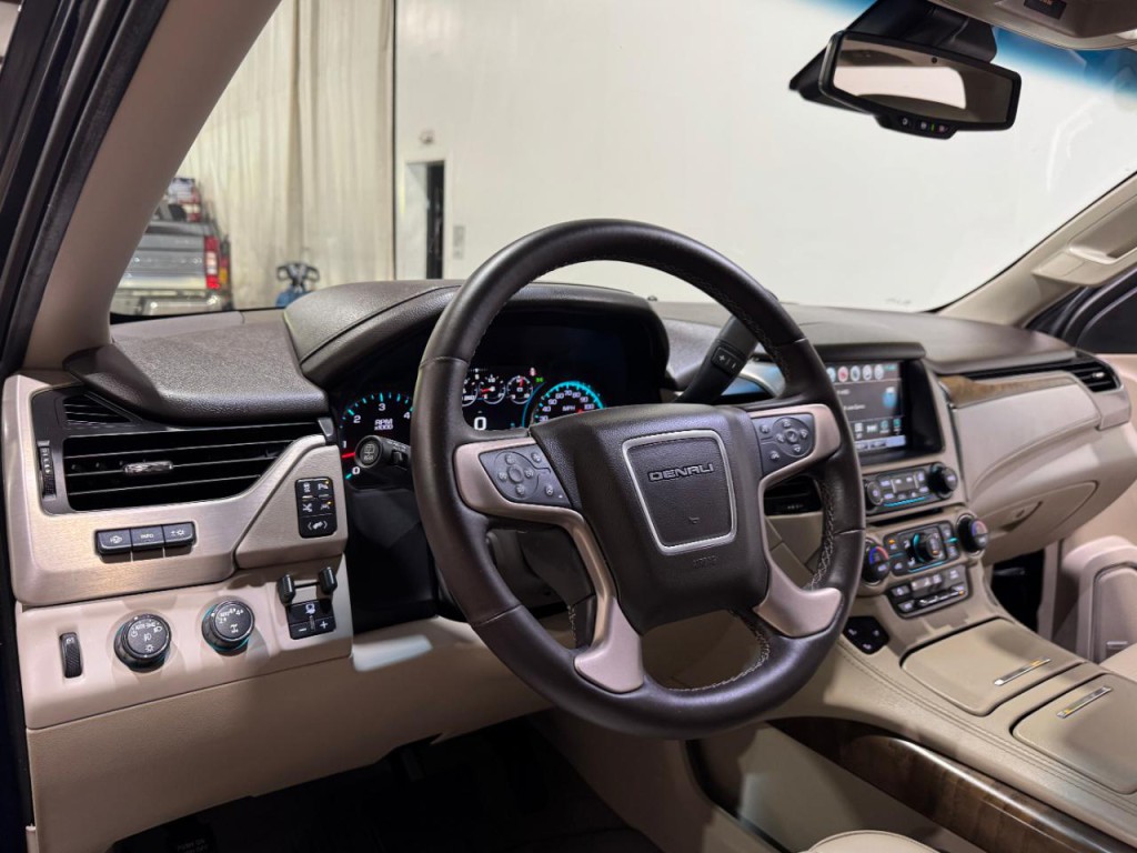 2019 GMC Yukon Image 10