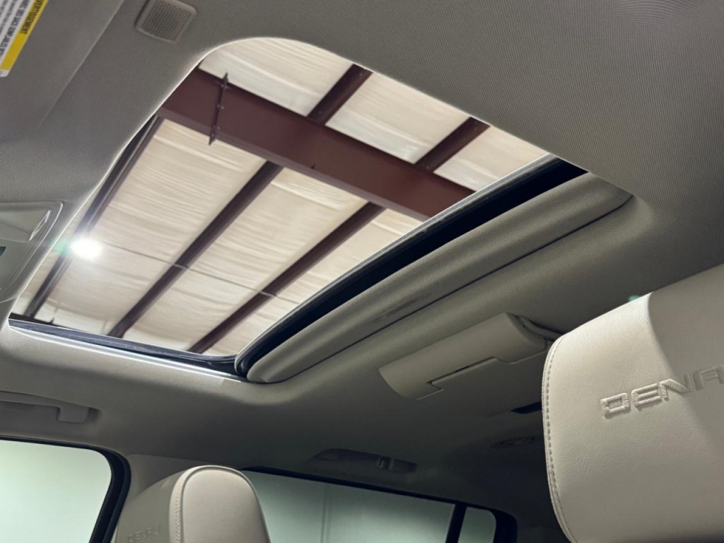 2019 GMC Yukon Image 39