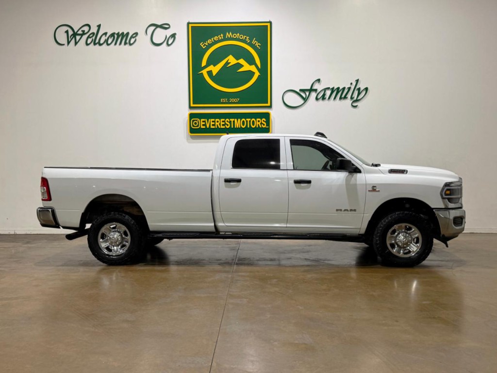 2022 RAM 2500 Image 2