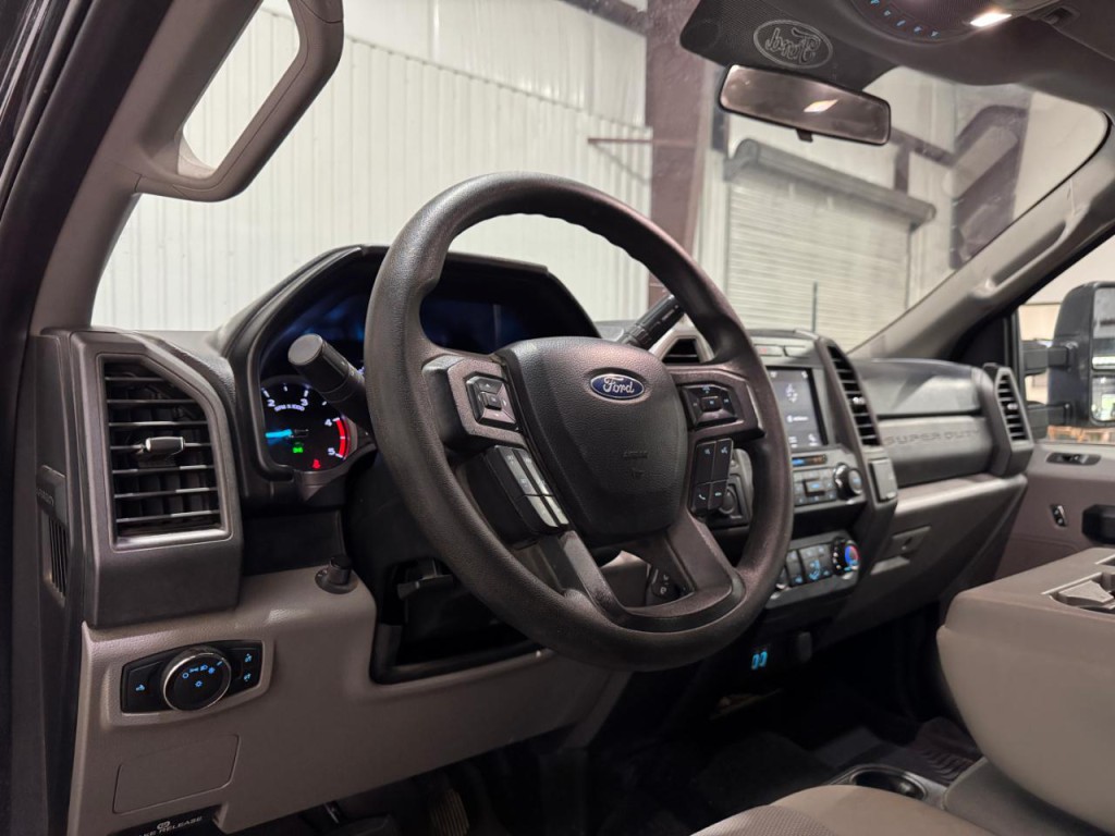 2019 Ford F-350 Image 4