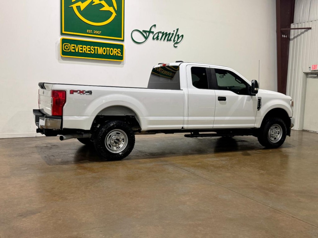 2022 Ford F-250 Image 8