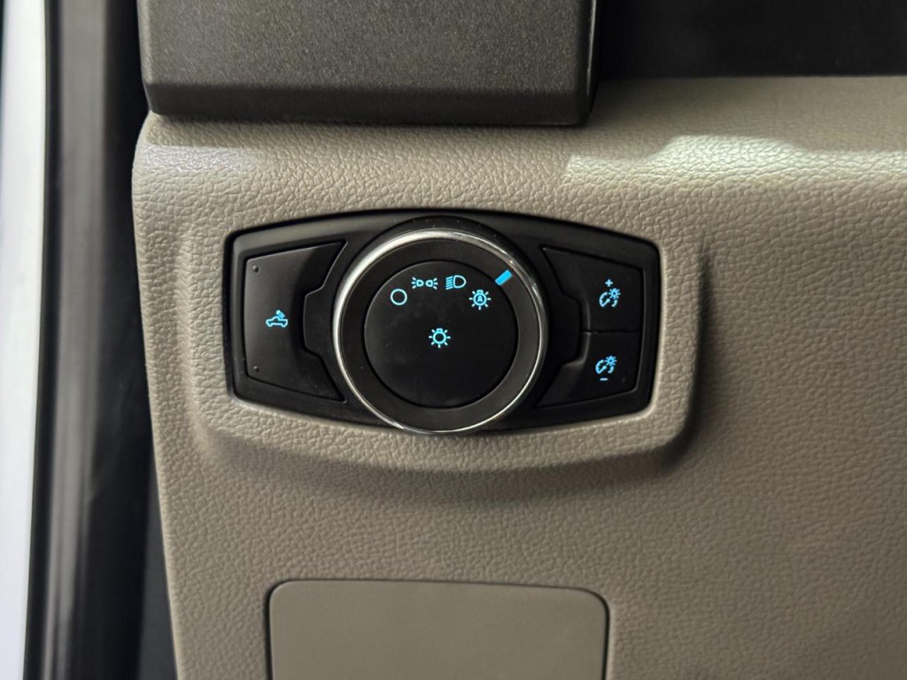 2022 Ford F-250 Image 28