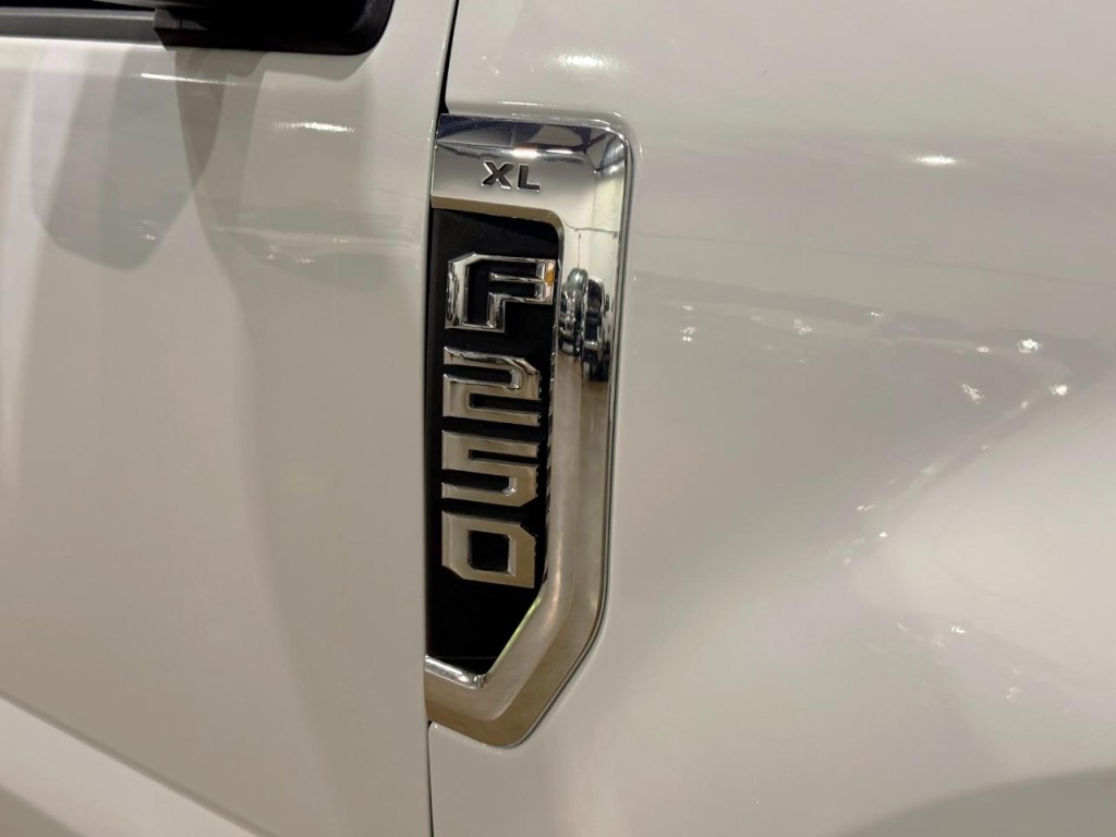 2022 Ford F-250 Image 42