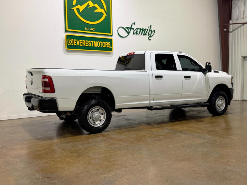 2023 RAM 2500 Image 8
