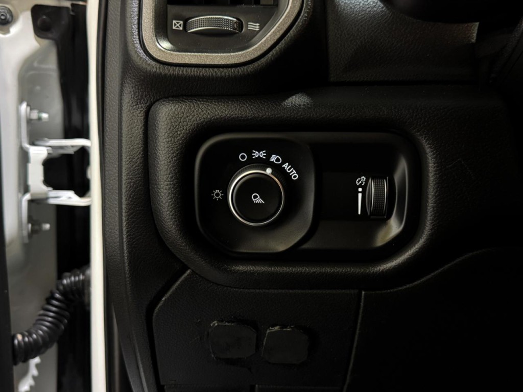 2023 RAM 2500 Image 26