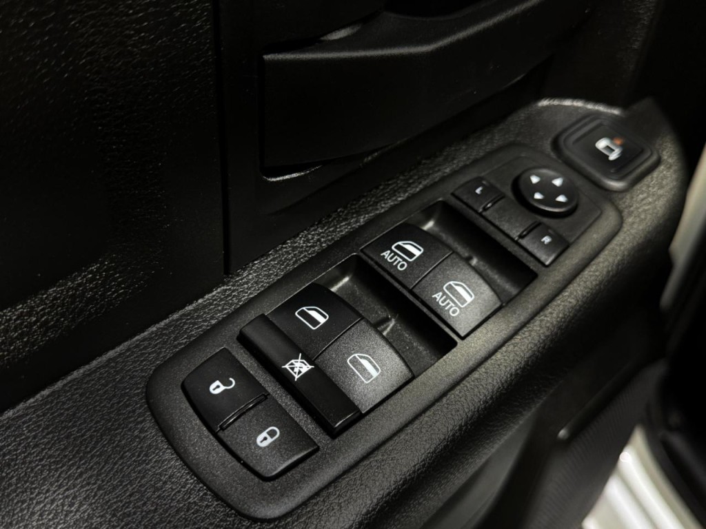 2023 RAM 2500 Image 28
