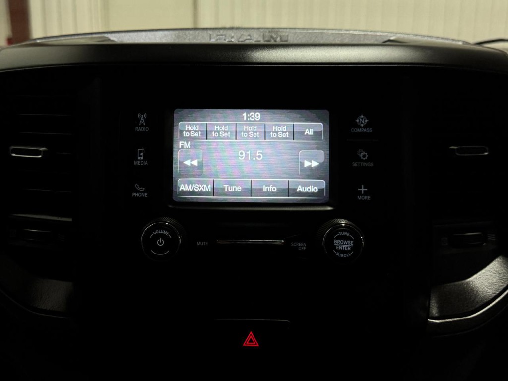 2023 RAM 2500 Image 32