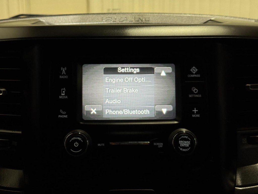 2023 RAM 2500 Image 37
