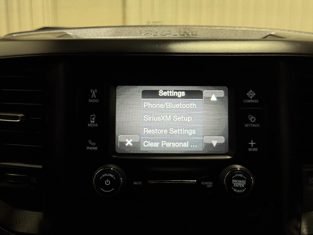 2023 RAM 2500 Image 38