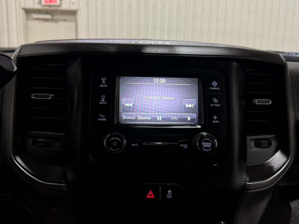 2022 RAM 3500 Image 34