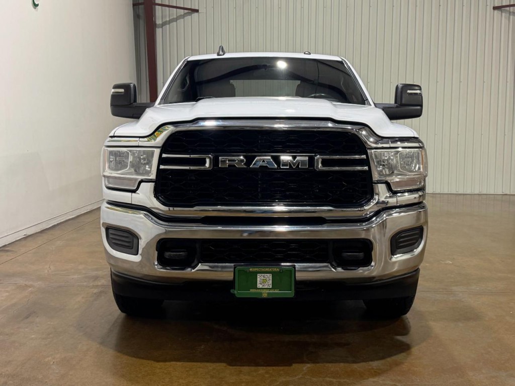 2023 RAM 2500 Image 2