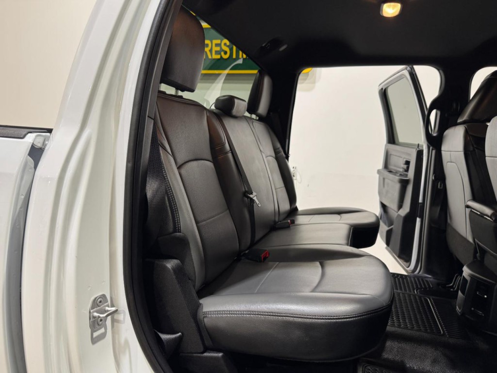 2023 RAM 2500 Image 14