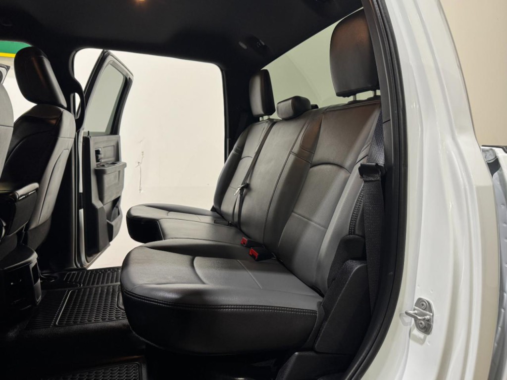 2023 RAM 2500 Image 15