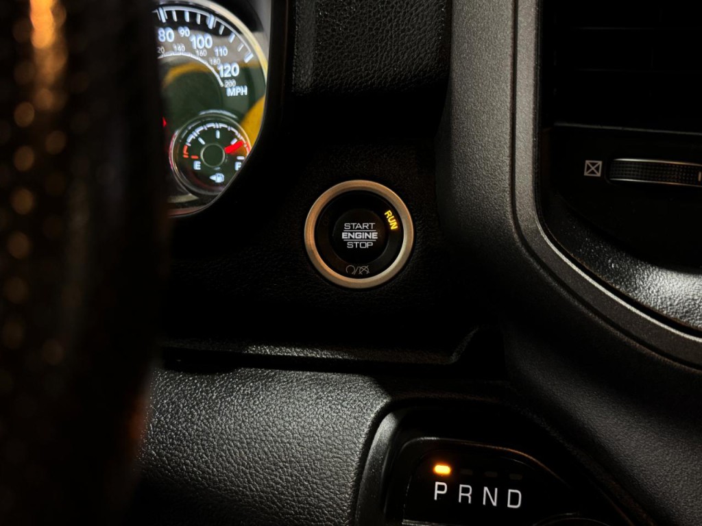 2023 RAM 2500 Image 24