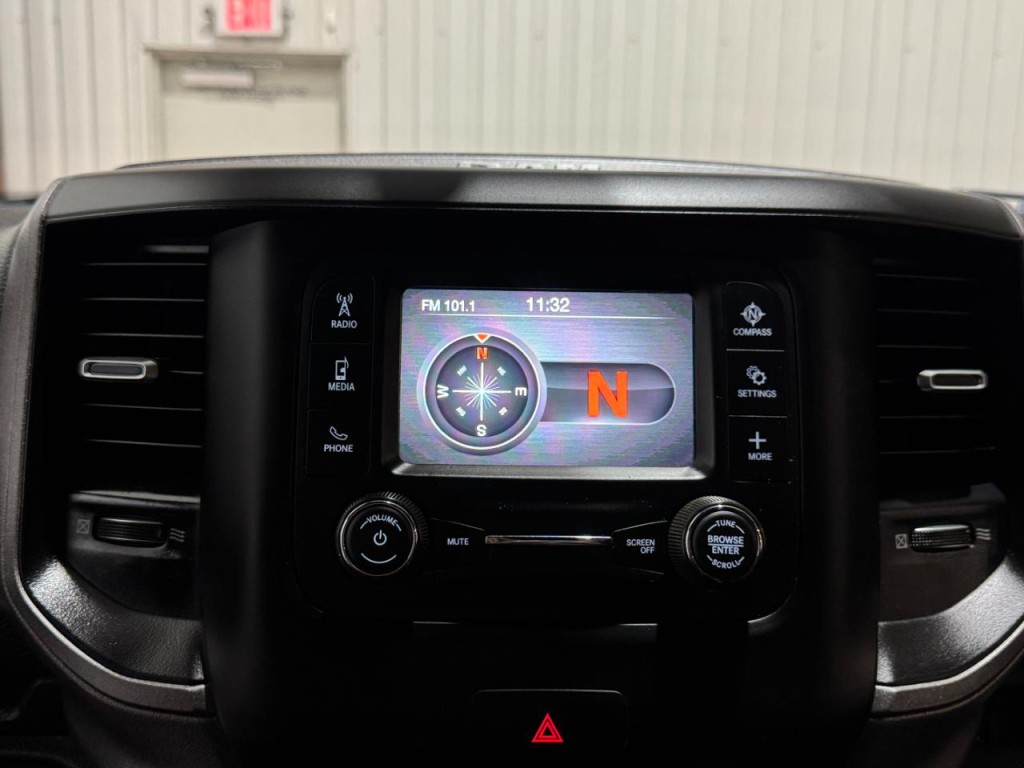 2023 RAM 2500 Image 32