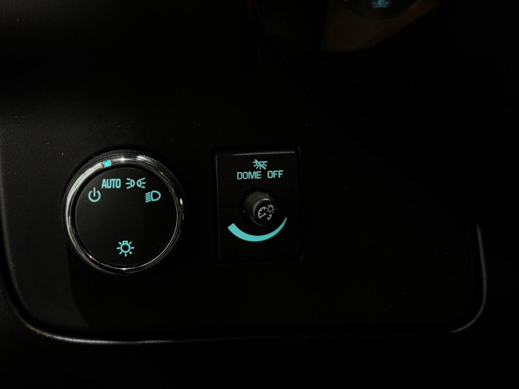 2019 Chevrolet Express Image 4