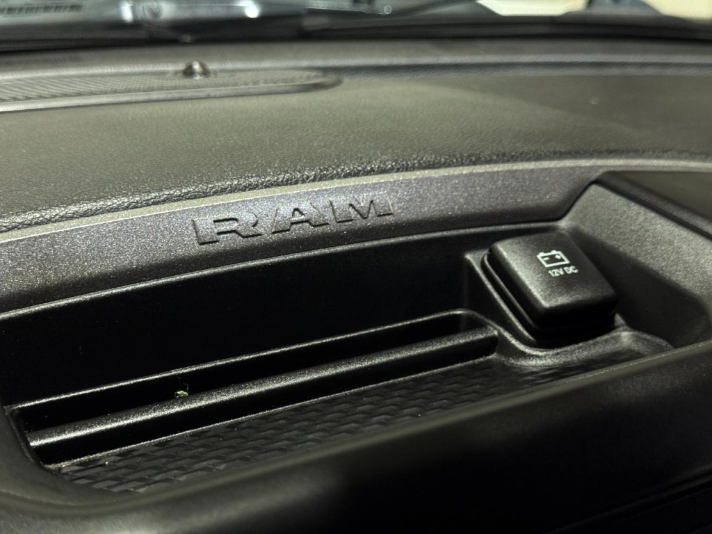 2022 RAM 2500 Image 33